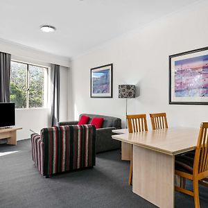 One-Bedroom King Suite Non-Smoking
